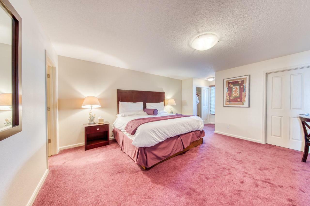 Sea Horse Ocean Front Lodging Lincoln Quarto foto